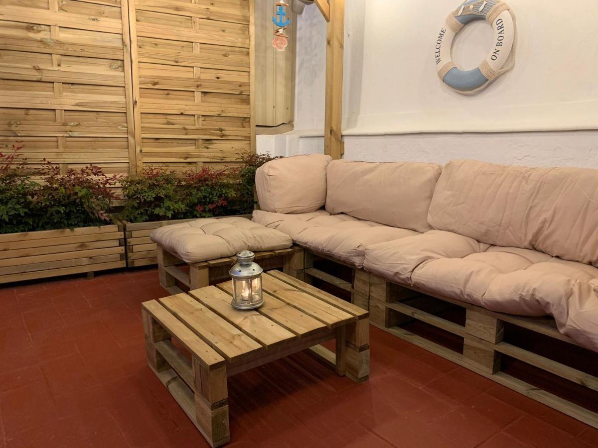 Apartamento Con Terraza Y Parking Privado Lägenhet Palamós Exteriör bild